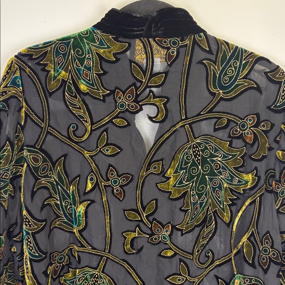 Bob Mackie Black Burnout Velvet Top with Floral Print/ Size medium - Picture 8 of 9